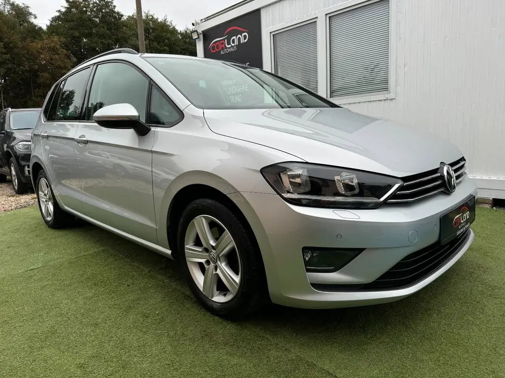 Photo 1 : Volkswagen Golf 2015 Petrol