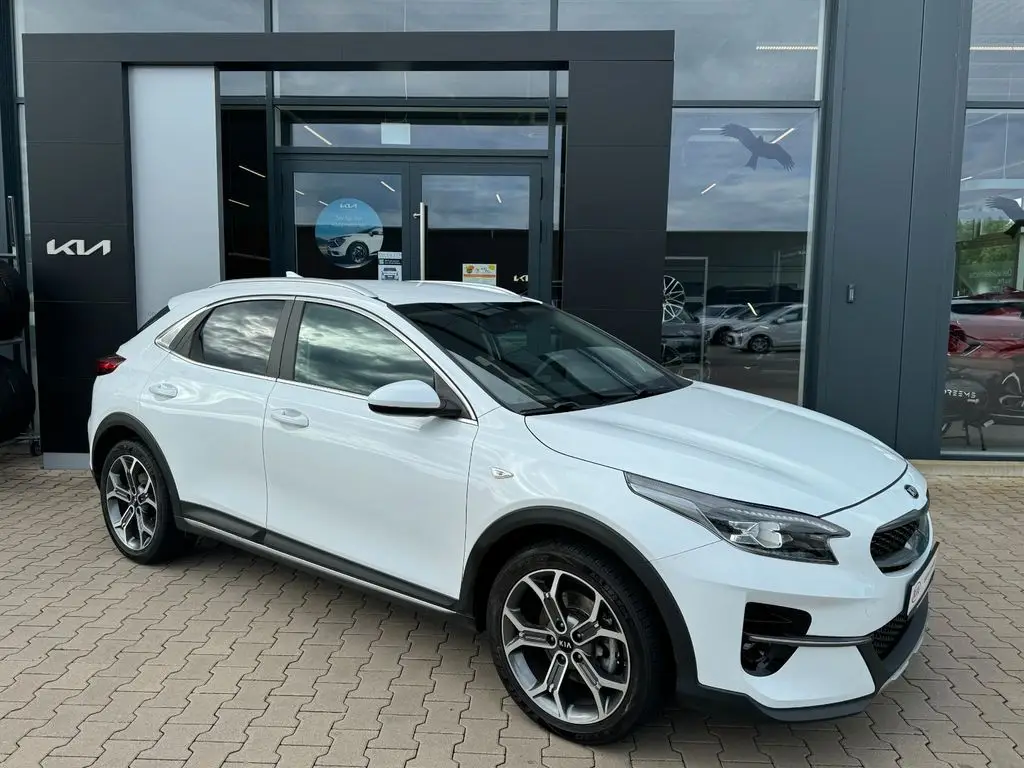 Photo 1 : Kia Xceed 2020 Petrol