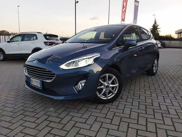 Photo 1 : Ford Fiesta 2021 Non renseigné