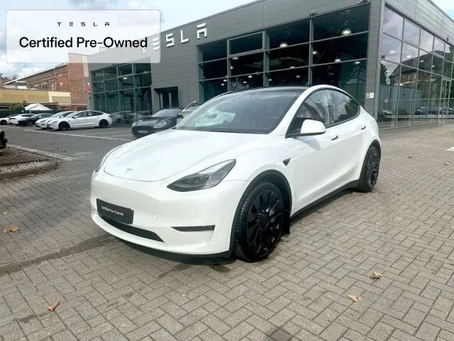 Photo 1 : Tesla Model Y 2022 Non renseigné