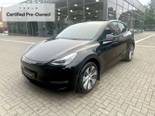 Photo 1 : Tesla Model Y 2022 Non renseigné