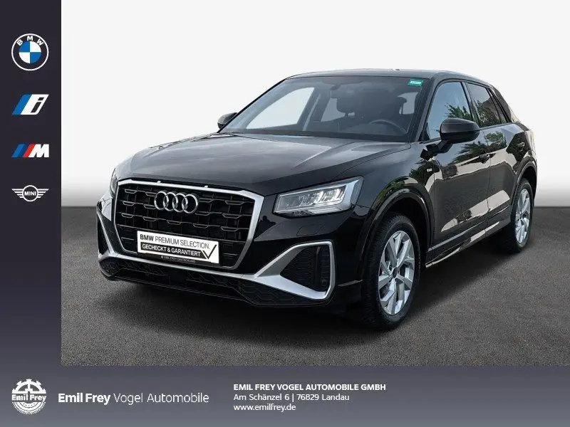 Photo 1 : Audi Q2 2023 Petrol