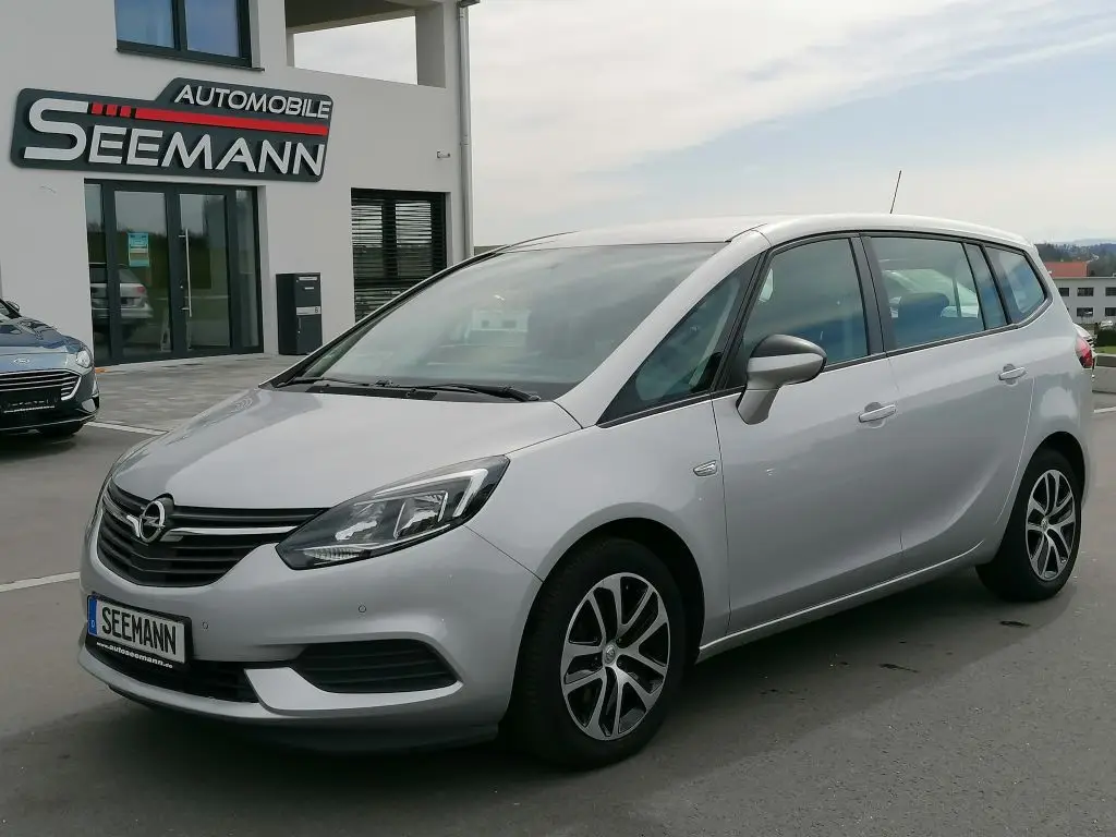 Photo 1 : Opel Zafira 2018 Diesel