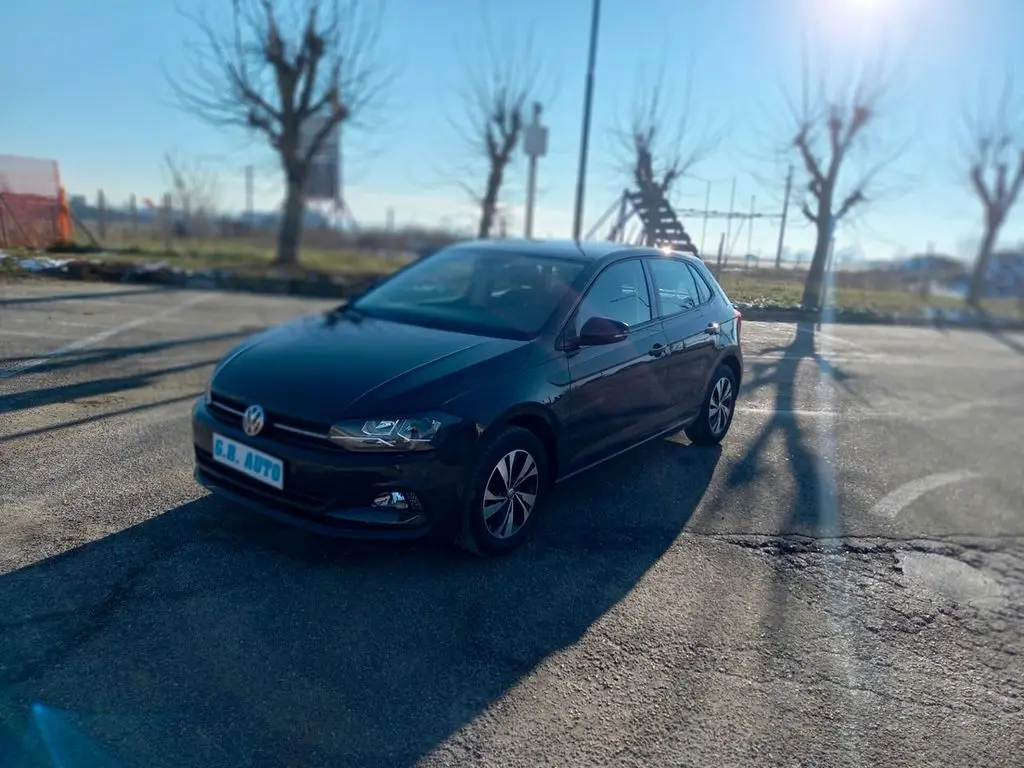 Photo 1 : Volkswagen Polo 2019 Petrol