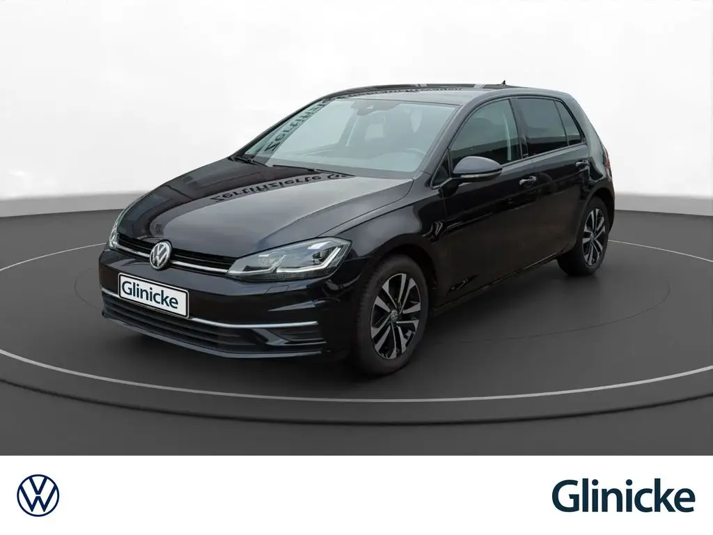 Photo 1 : Volkswagen Golf 2019 Petrol