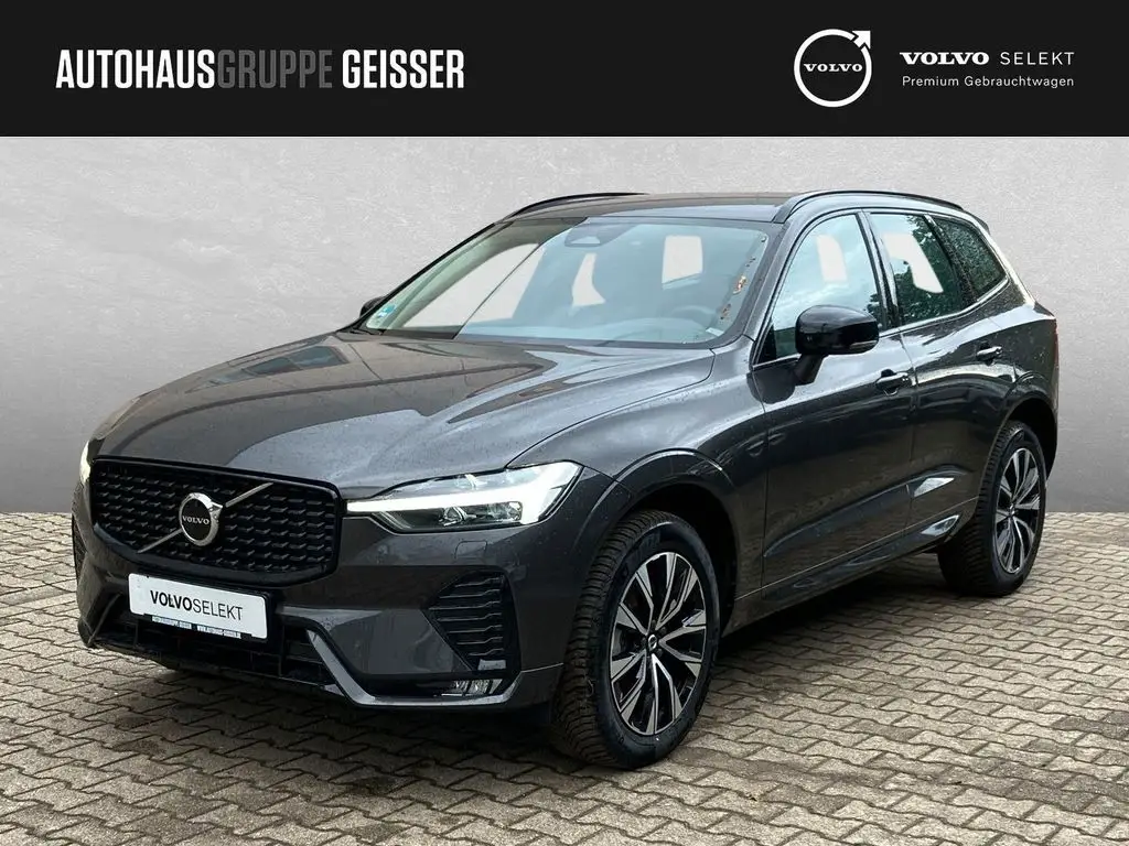 Photo 1 : Volvo Xc60 2023 Petrol