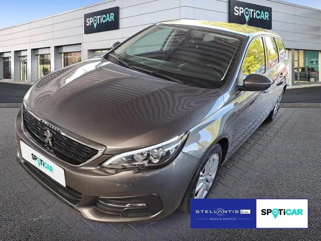 Photo 1 : Peugeot 308 2020 Essence