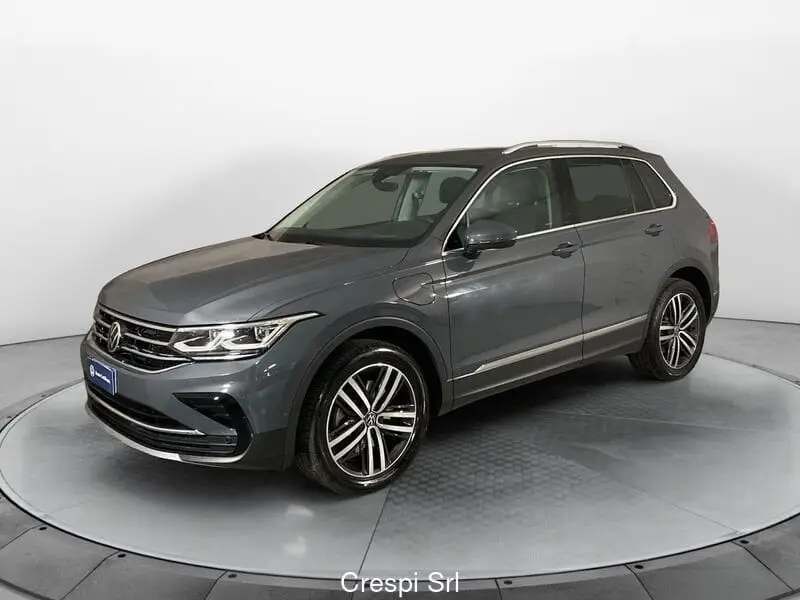 Photo 1 : Volkswagen Tiguan 2021 Hybride