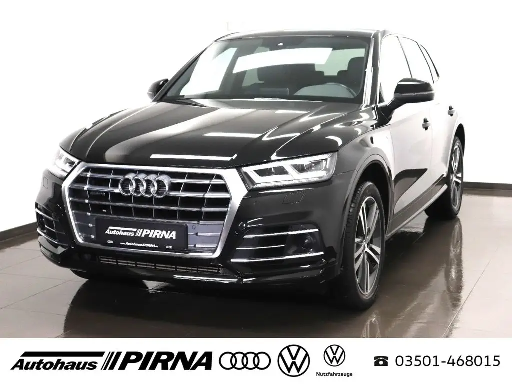 Photo 1 : Audi Q5 2020 Diesel