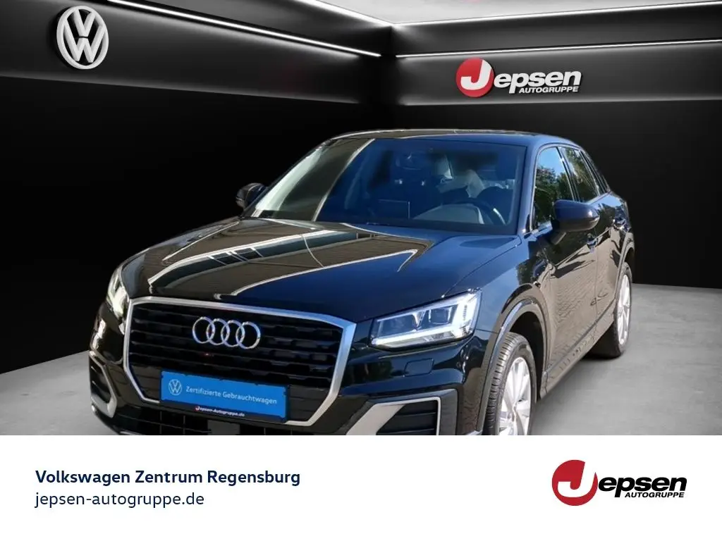 Photo 1 : Audi Q2 2018 Diesel