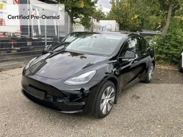 Photo 1 : Tesla Model Y 2024 Non renseigné