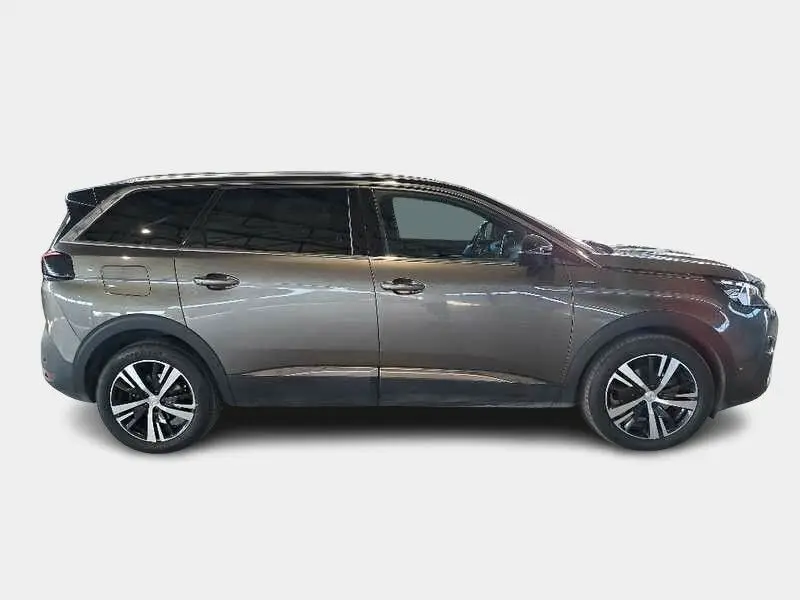 Photo 1 : Peugeot 5008 2019 Diesel