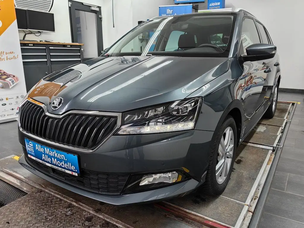 Photo 1 : Skoda Fabia 2021 Essence