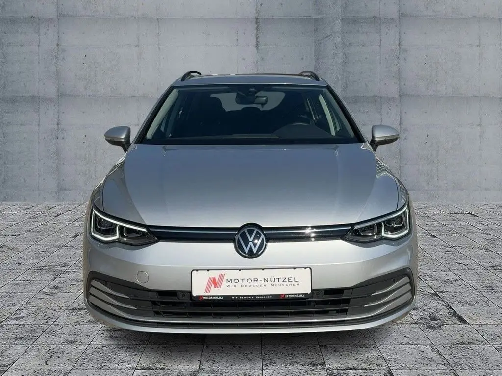 Photo 1 : Volkswagen Golf 2022 Petrol