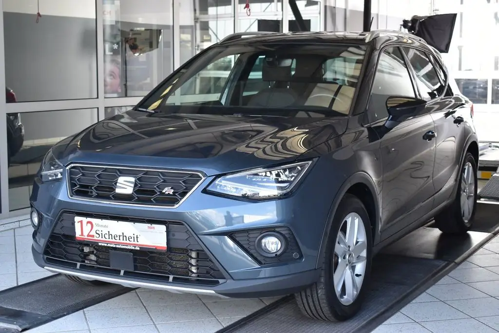 Photo 1 : Seat Arona 2021 Petrol