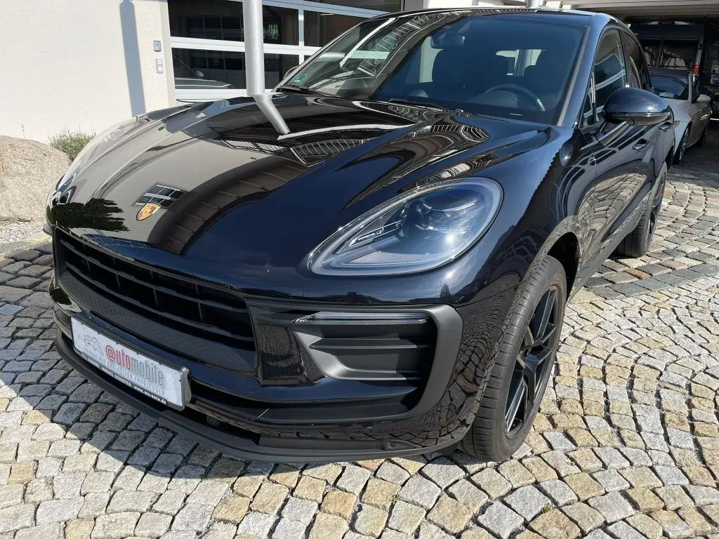 Photo 1 : Porsche Macan 2022 Essence