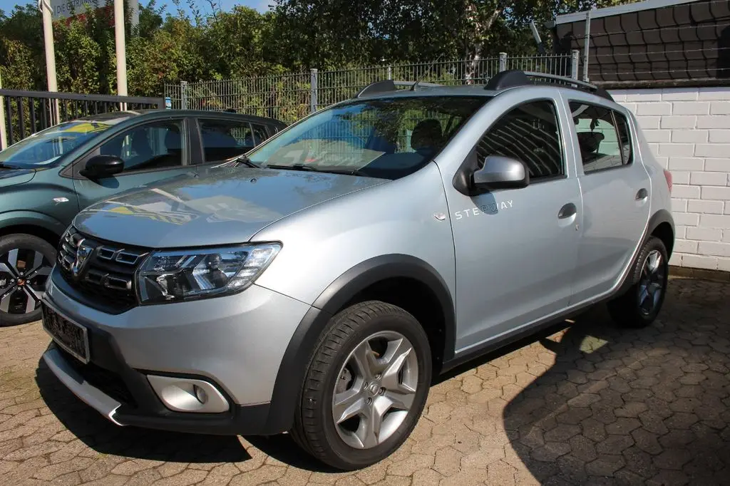 Photo 1 : Dacia Sandero 2019 Petrol