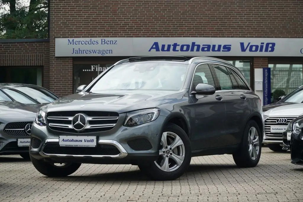 Photo 1 : Mercedes-benz Classe Glc 2016 Petrol