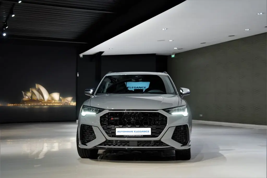 Photo 1 : Audi Rsq3 2023 Essence