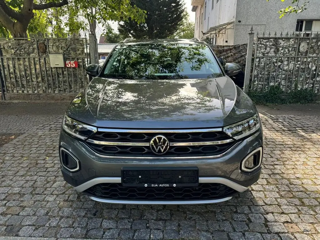 Photo 1 : Volkswagen T-roc 2022 Petrol