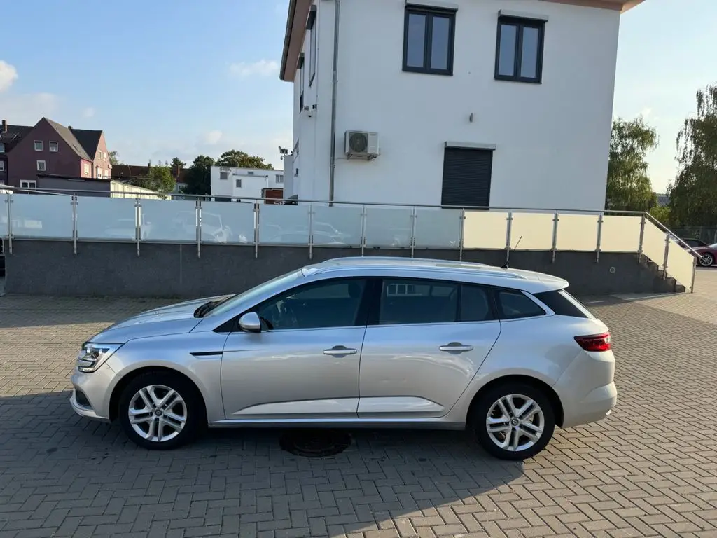 Photo 1 : Renault Megane 2018 Diesel