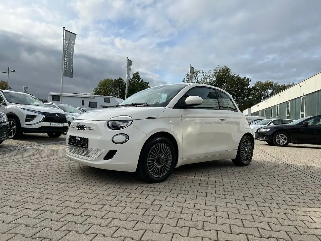 Photo 1 : Fiat 500 2022 Non renseigné