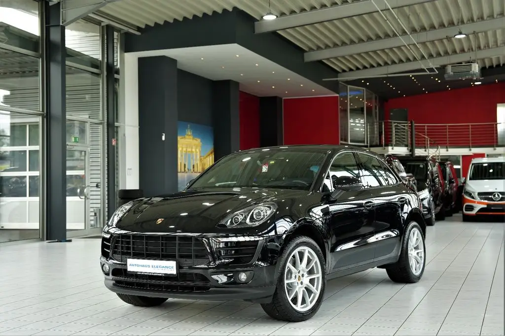 Photo 1 : Porsche Macan 2018 Essence