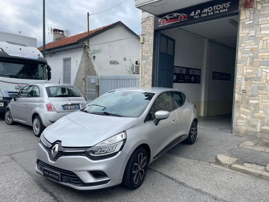 Photo 1 : Renault Clio 2017 Essence