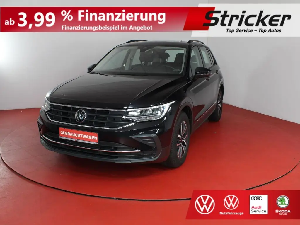 Photo 1 : Volkswagen Tiguan 2021 Petrol