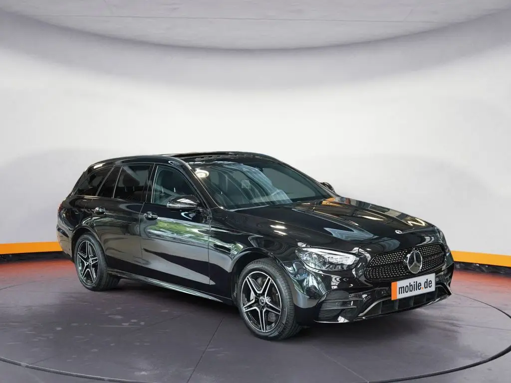 Photo 1 : Mercedes-benz Classe E 2022 Hybride