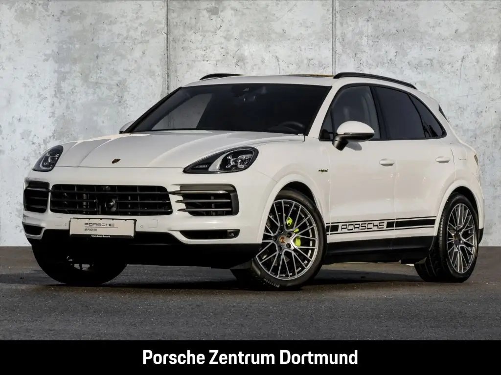 Photo 1 : Porsche Cayenne 2023 Hybrid