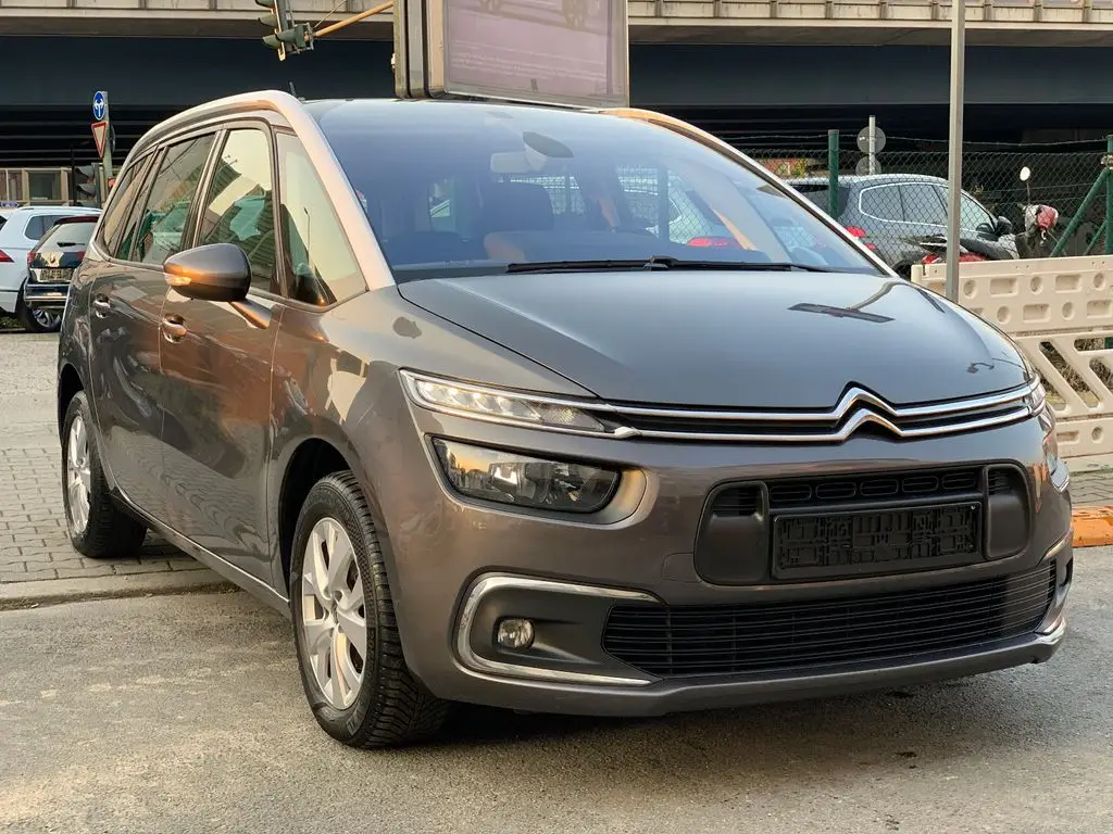 Photo 1 : Citroen C4 2019 Essence