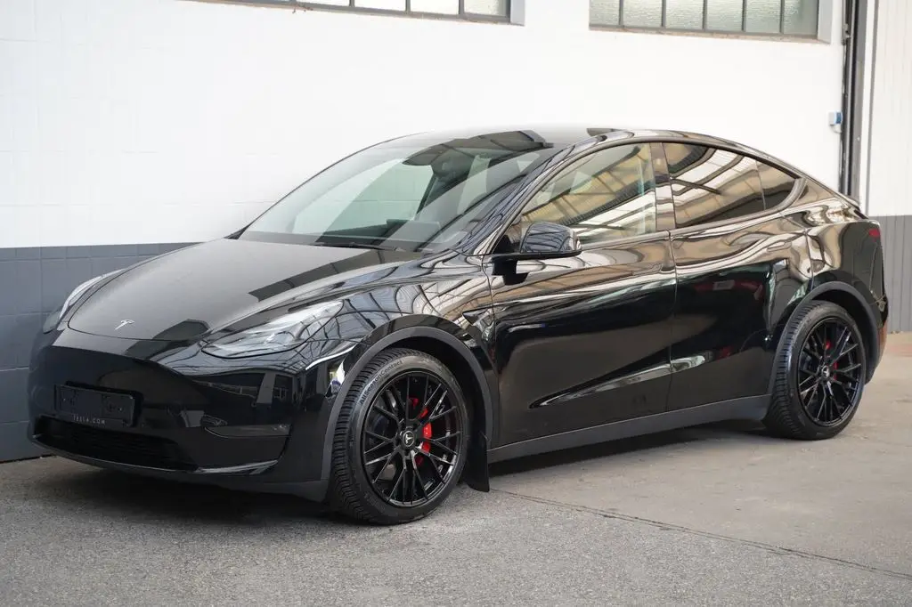 Photo 1 : Tesla Model Y 2022 Not specified