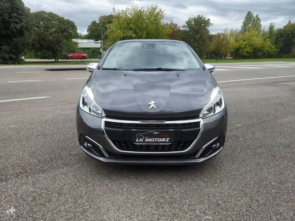 Photo 1 : Peugeot 208 2019 Diesel