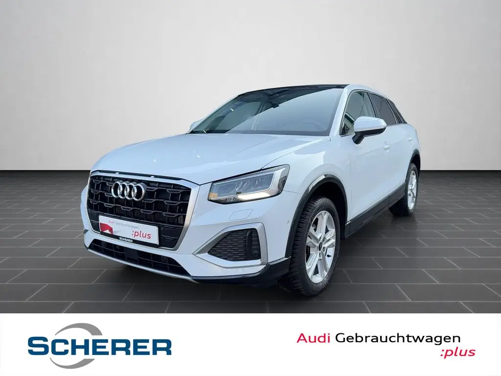 Photo 1 : Audi Q2 2023 Petrol