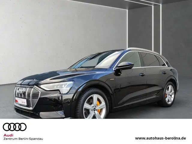 Photo 1 : Audi E-tron 2022 Non renseigné