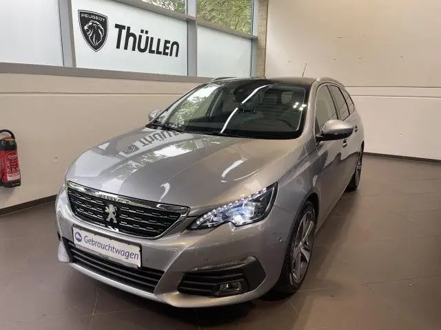 Photo 1 : Peugeot 308 2019 Petrol