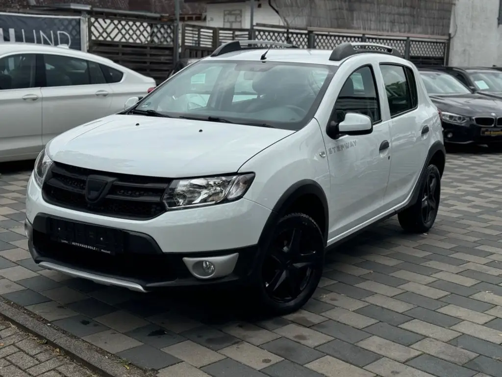 Photo 1 : Dacia Sandero 2015 Essence