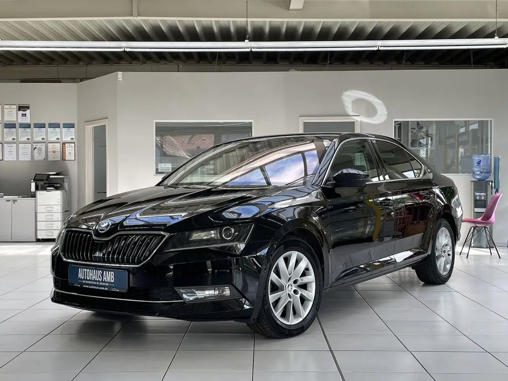 Photo 1 : Skoda Superb 2019 Diesel