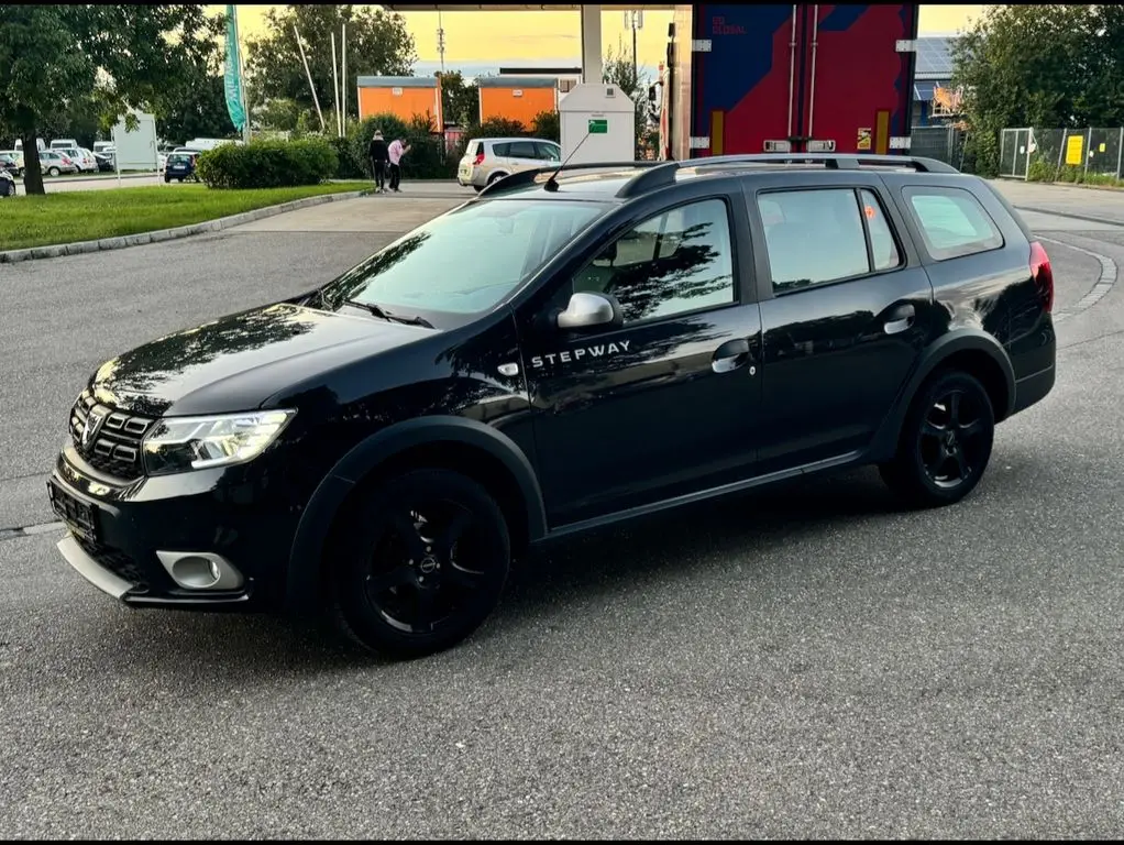 Photo 1 : Dacia Logan 2019 Petrol