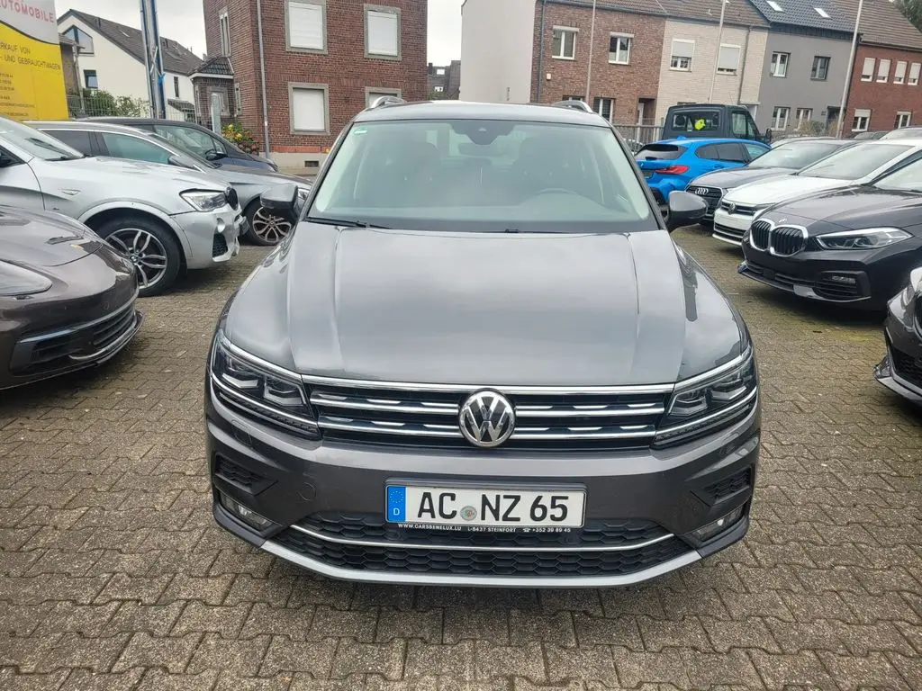 Photo 1 : Volkswagen Tiguan 2019 Petrol