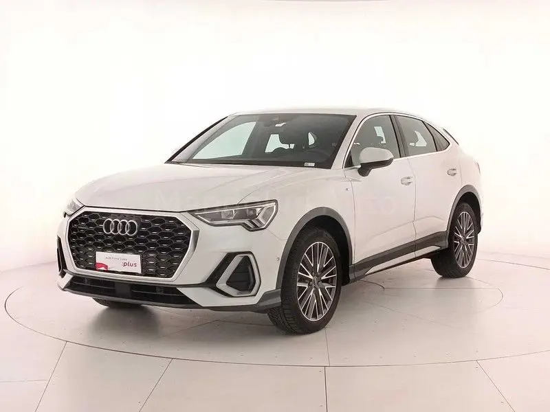 Photo 1 : Audi Q3 2021 Autres