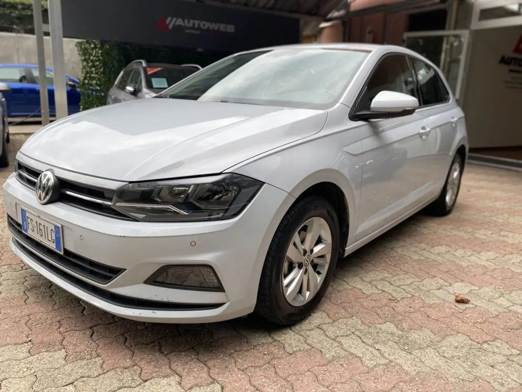 Photo 1 : Volkswagen Polo 2018 Essence