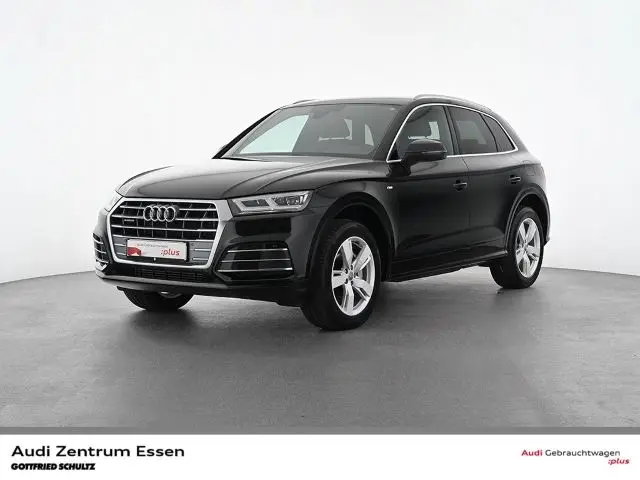 Photo 1 : Audi Q5 2020 Hybride