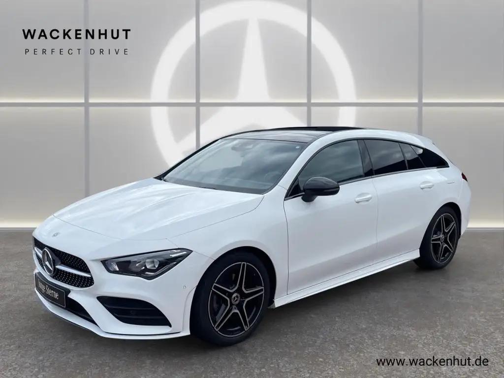 Photo 1 : Mercedes-benz Classe Cla 2022 Essence