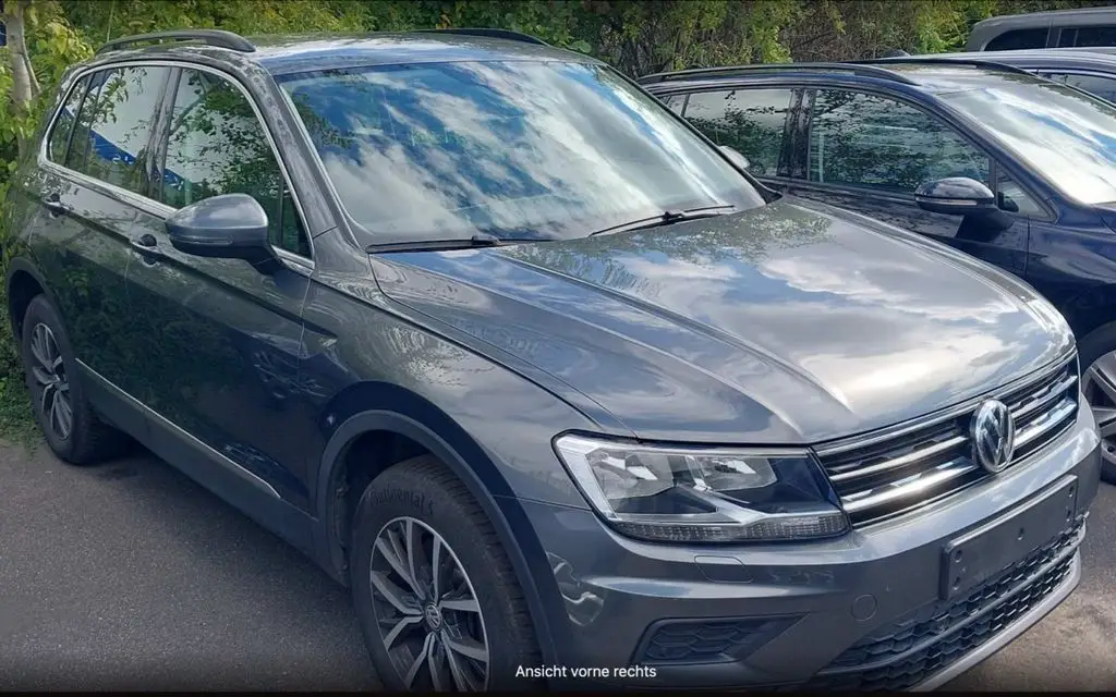 Photo 1 : Volkswagen Tiguan 2020 Petrol