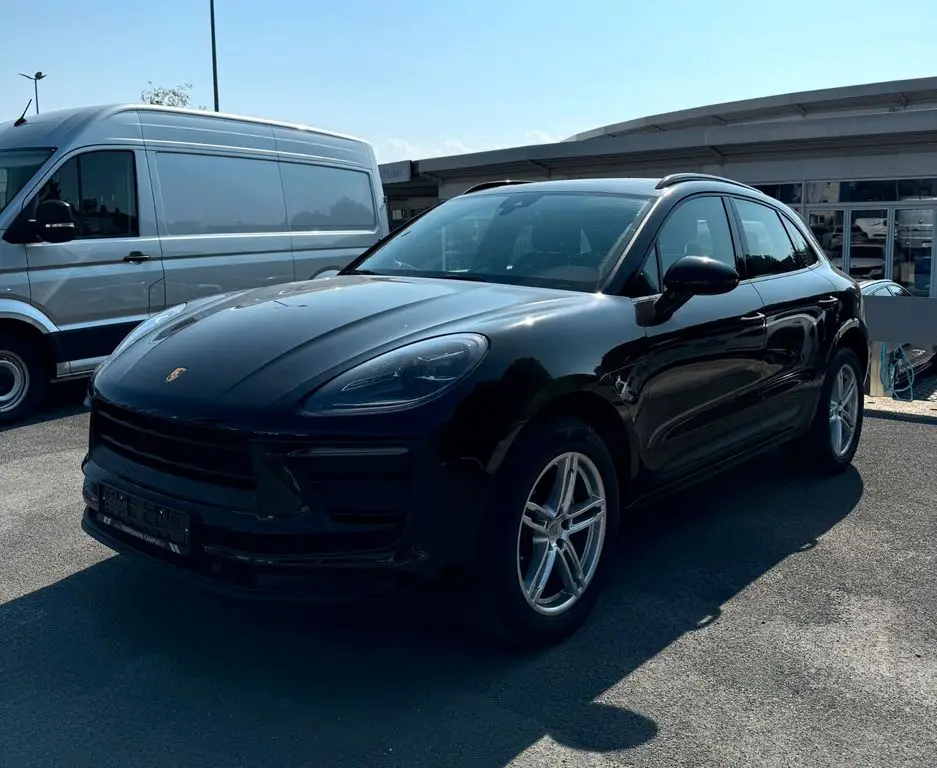 Photo 1 : Porsche Macan 2024 Essence