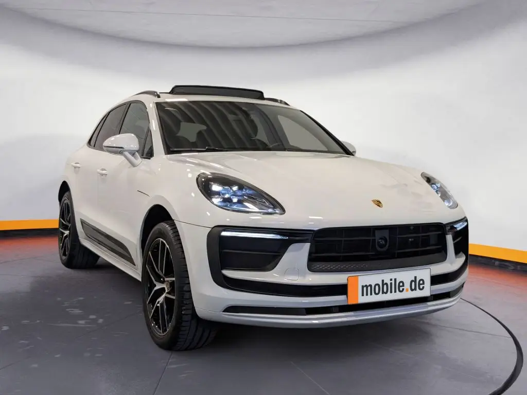 Photo 1 : Porsche Macan 2022 Essence