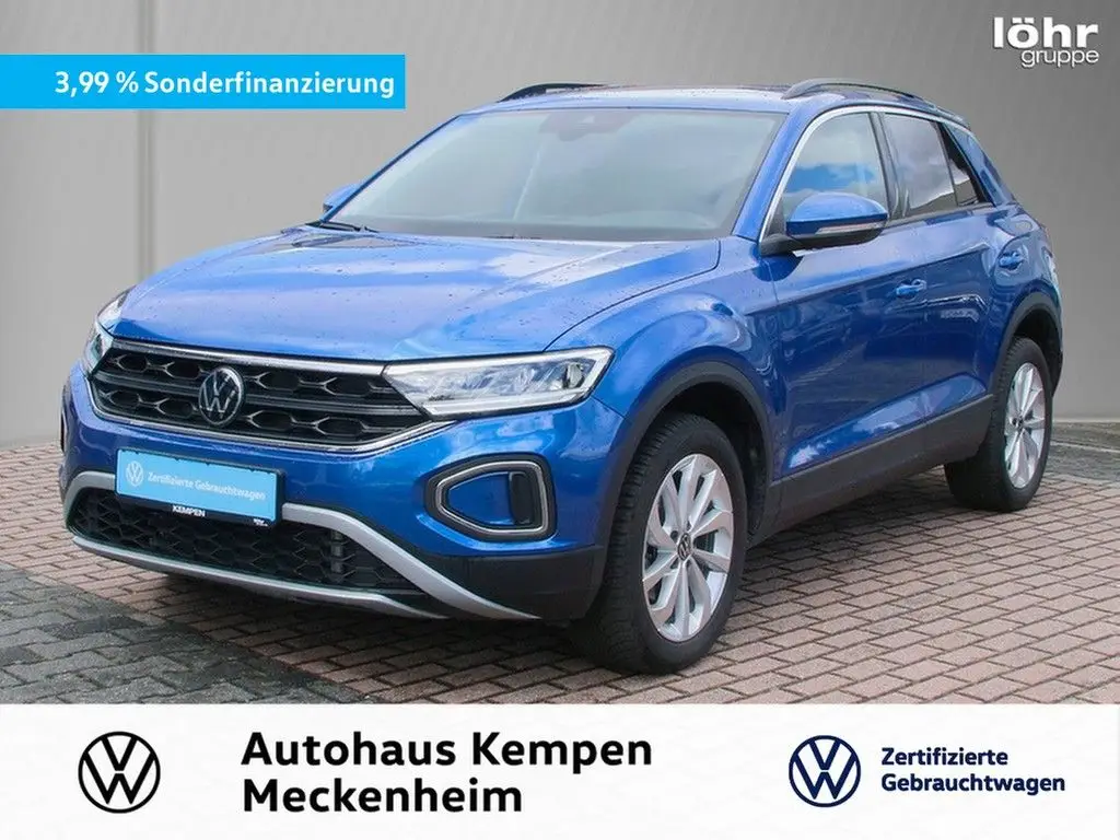 Photo 1 : Volkswagen T-roc 2023 Essence