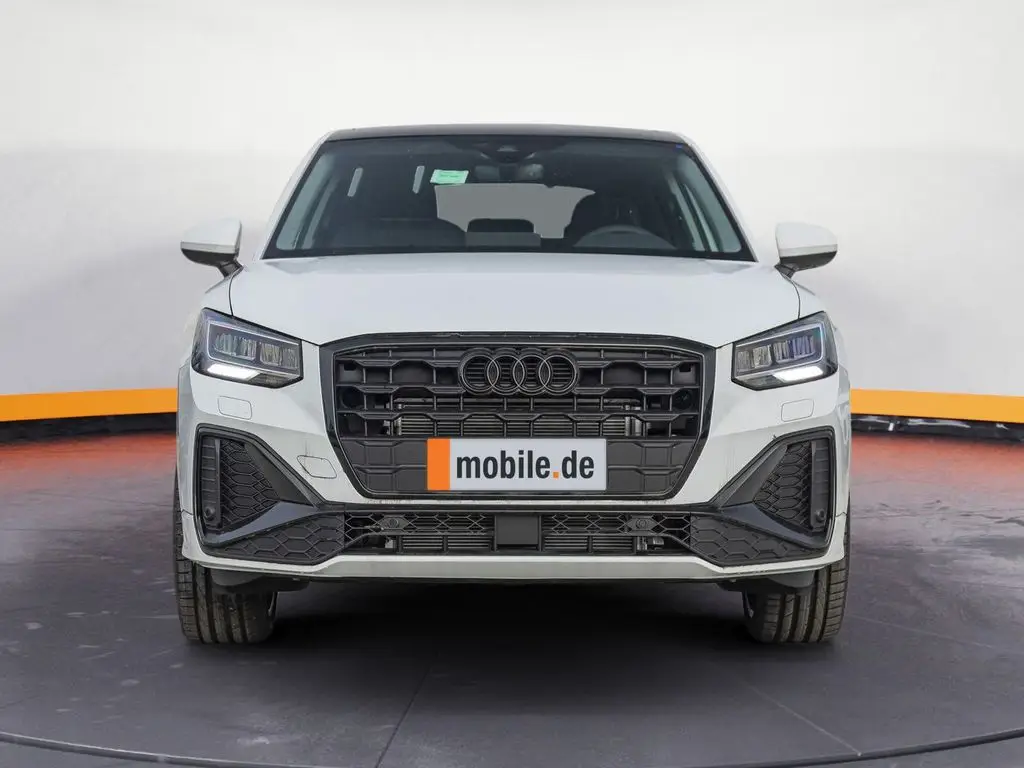 Photo 1 : Audi Q2 2024 Essence